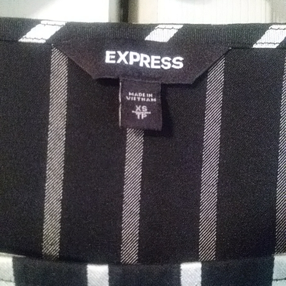 Express top - Picture 3 of 10